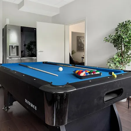 Group Oasis In Cinema, Pool Table, 17 Beds * Munich
