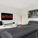 شقة Gruppen Oase Kino, Billardtisch & 17 Betten